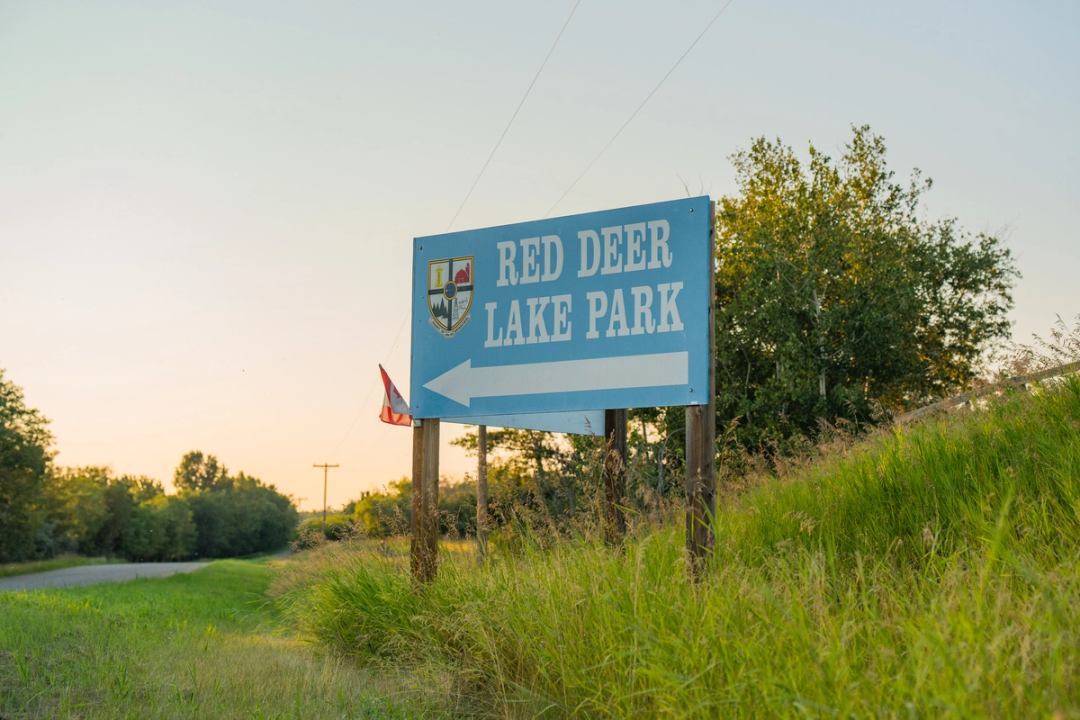 Red Deer Lake Park | Canada's Alberta