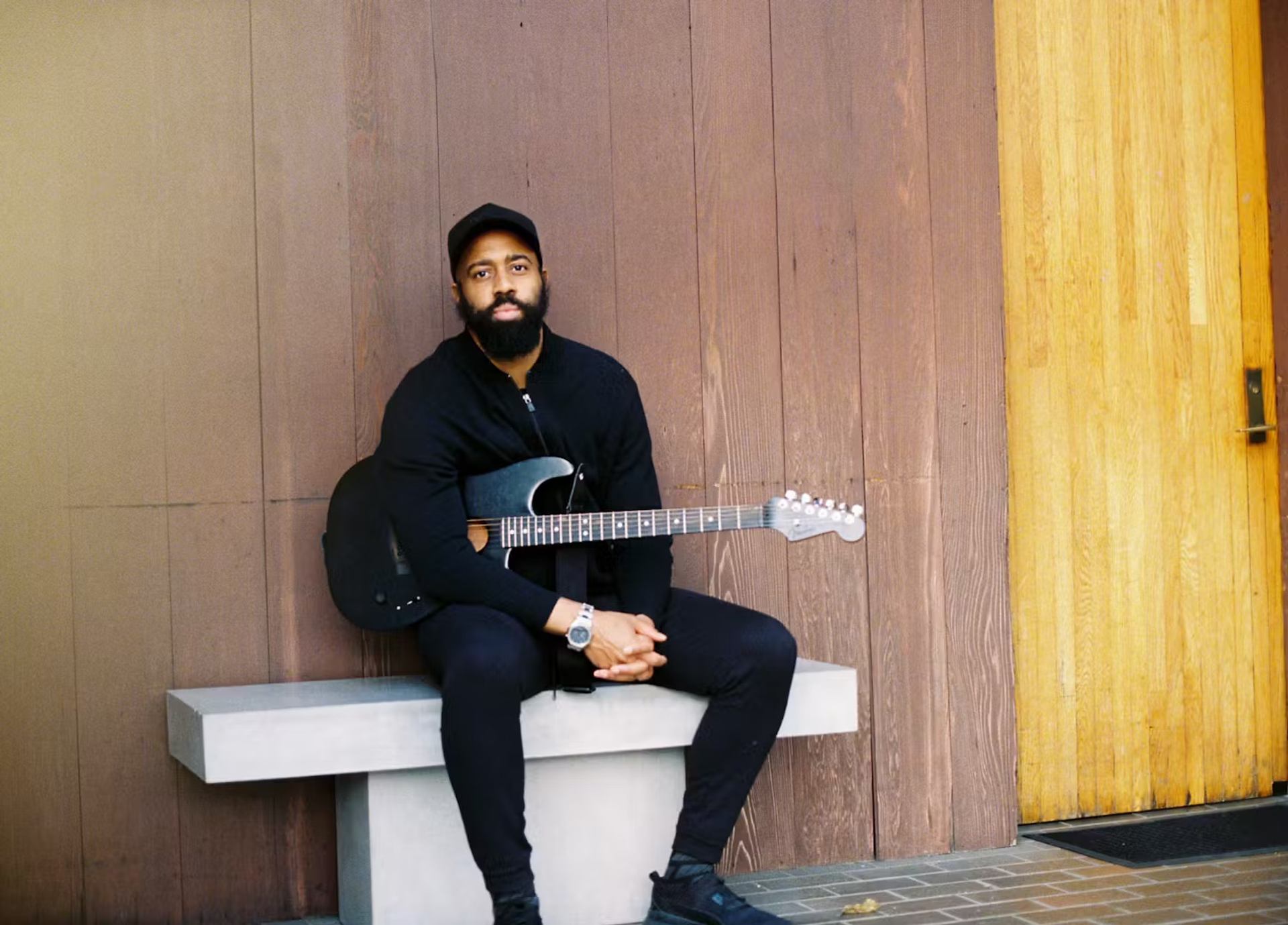 Live Music - AHI - Folk & Roots | Canada's Alberta thumbnail