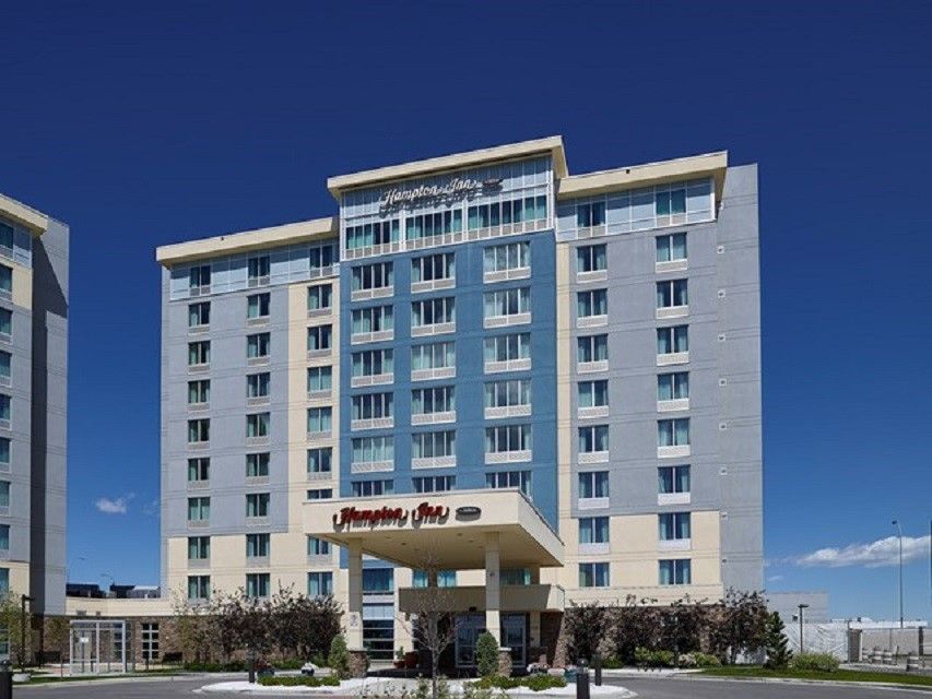 Hampton Inn by Hilton Calgary Airport | Canada's Alberta thumbnail