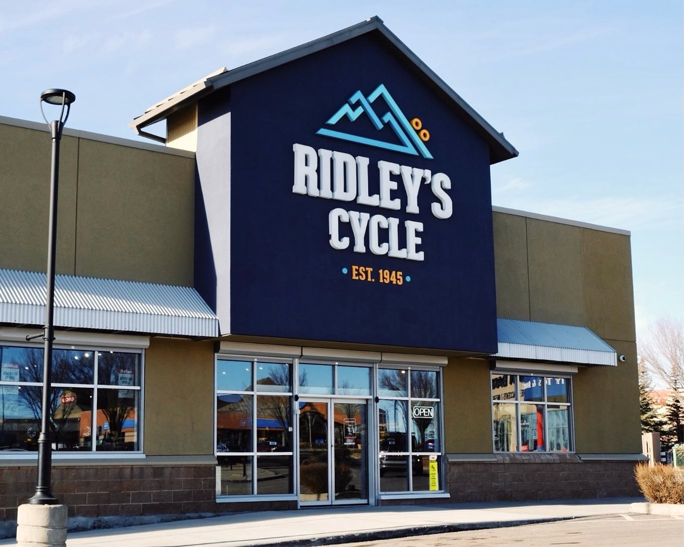 Ridley's Cycle | Canada's Alberta
