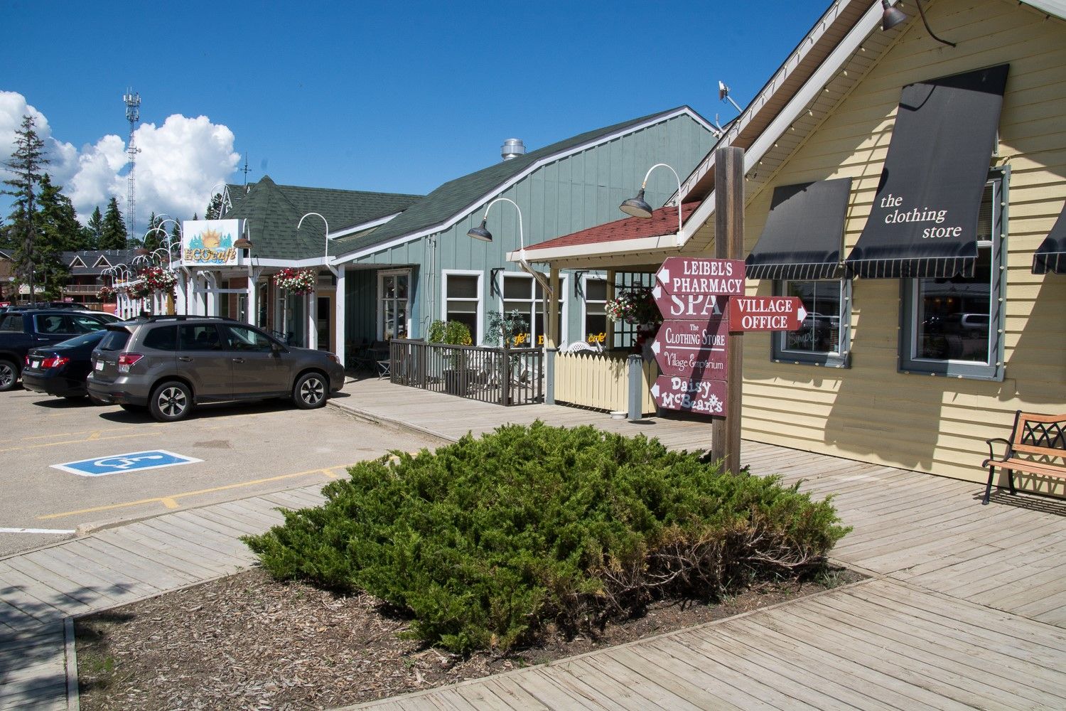 The Village At Pigeon Lake | Canada's Alberta thumbnail