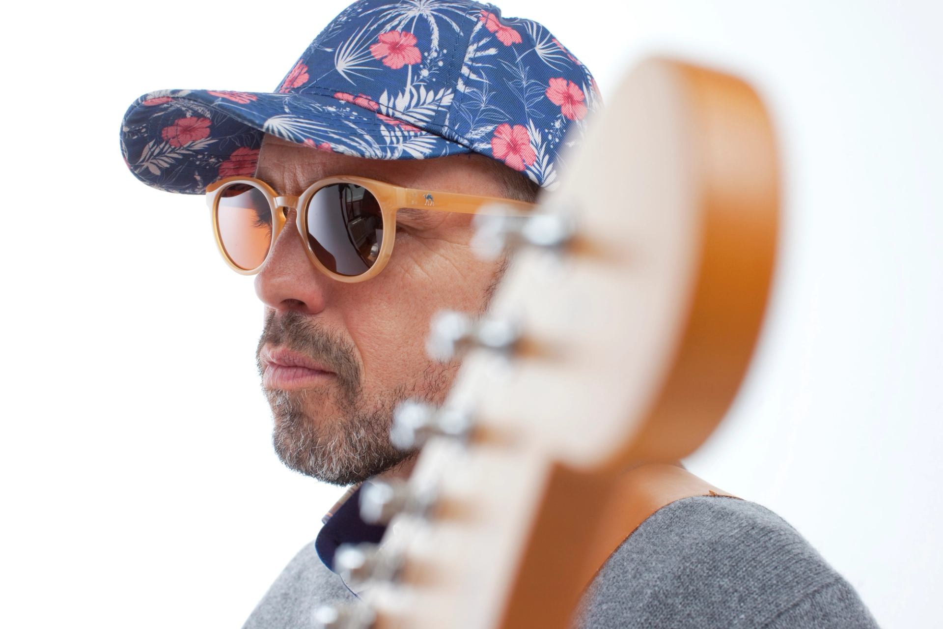 Hawksley Workman playing his guitar