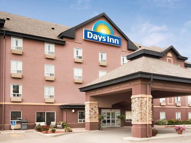 Days Inn - Calgary Airport | Canada's Alberta thumbnail