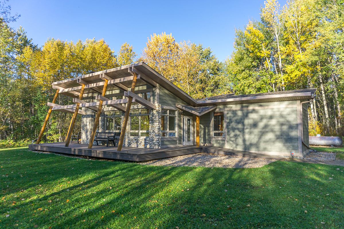 The Nest Comfort Camping | Canada's Alberta thumbnail