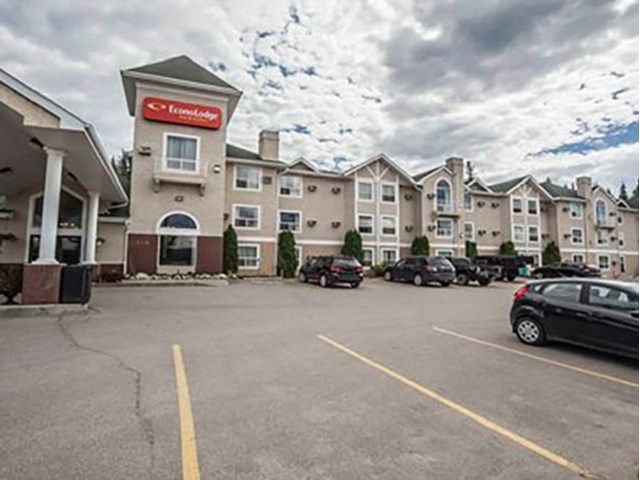 Econo Lodge Inn & Suites Hinton | Canada's Alberta thumbnail