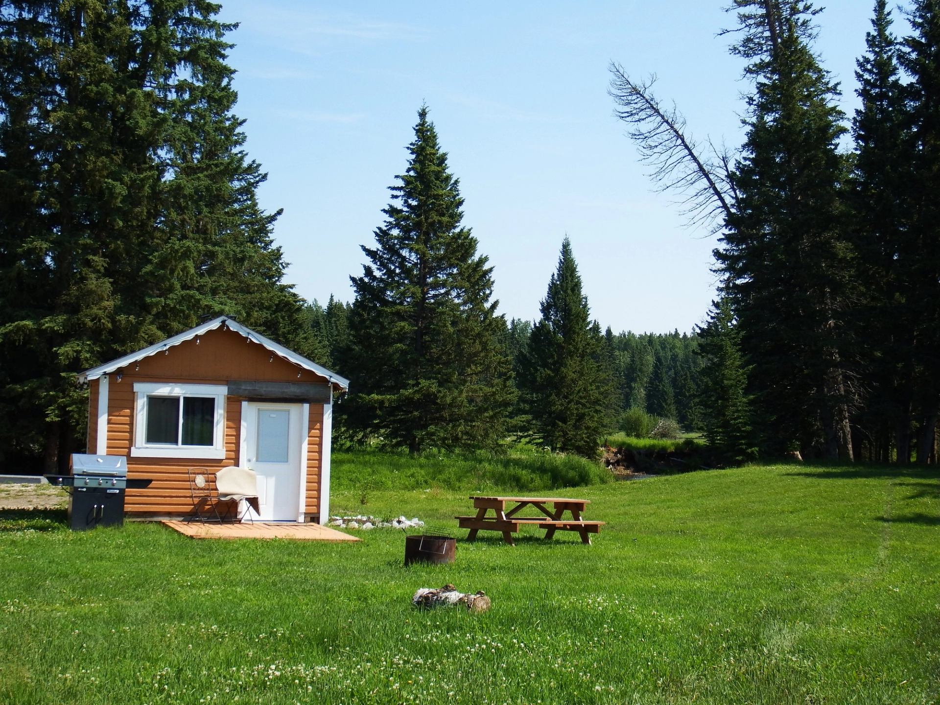 Rustic Cabins | Canada's Alberta thumbnail