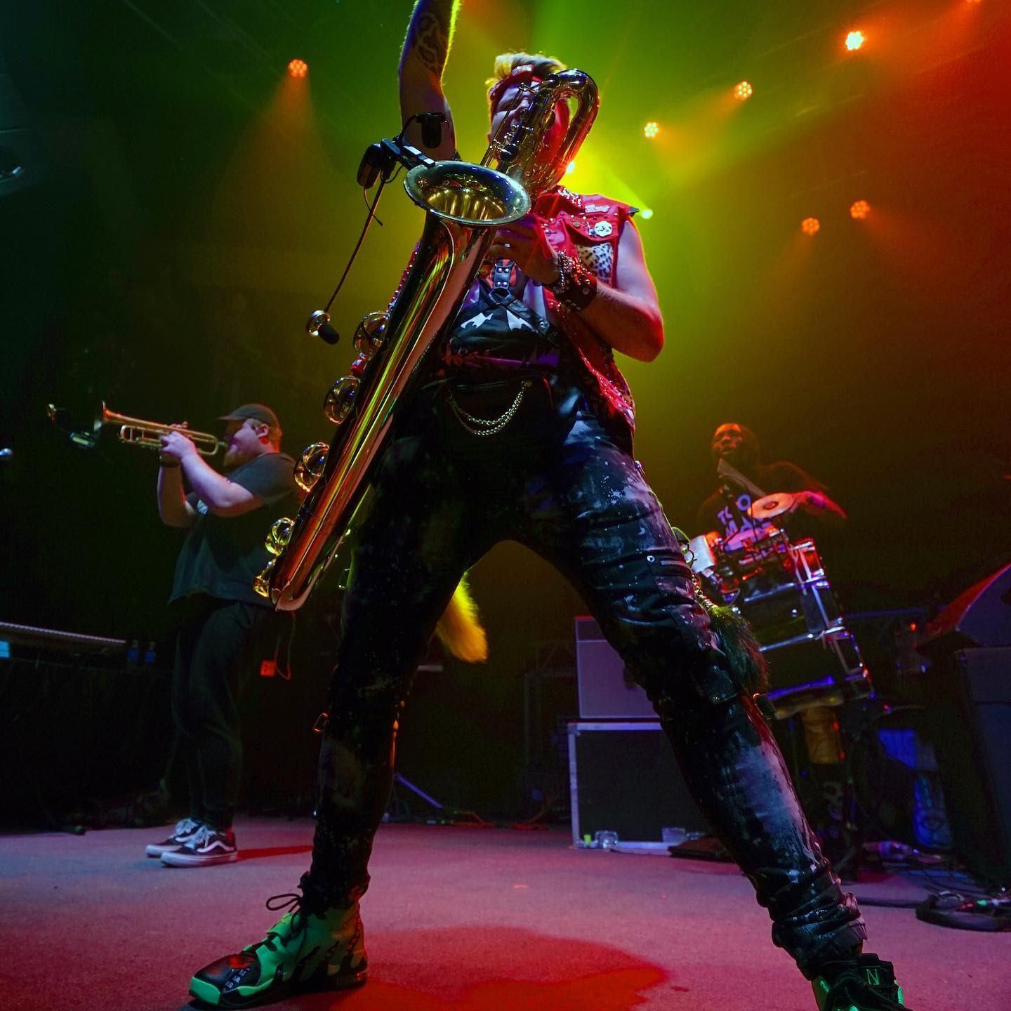 A performer playing Sax at the Jazz Festival.