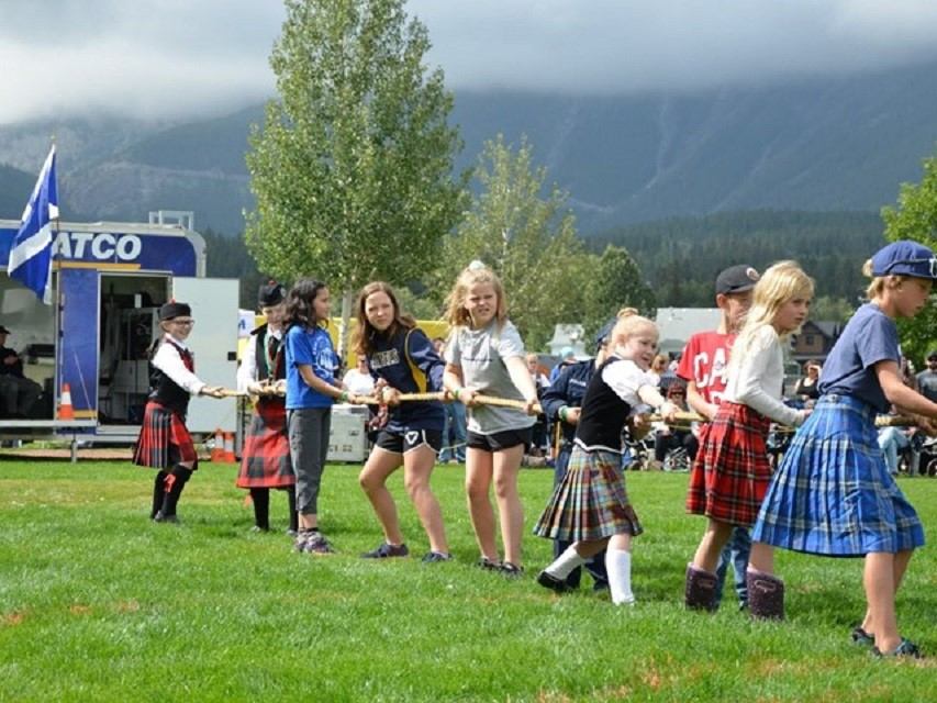 Canmore Highland Games, Kids' Tug of War Contest