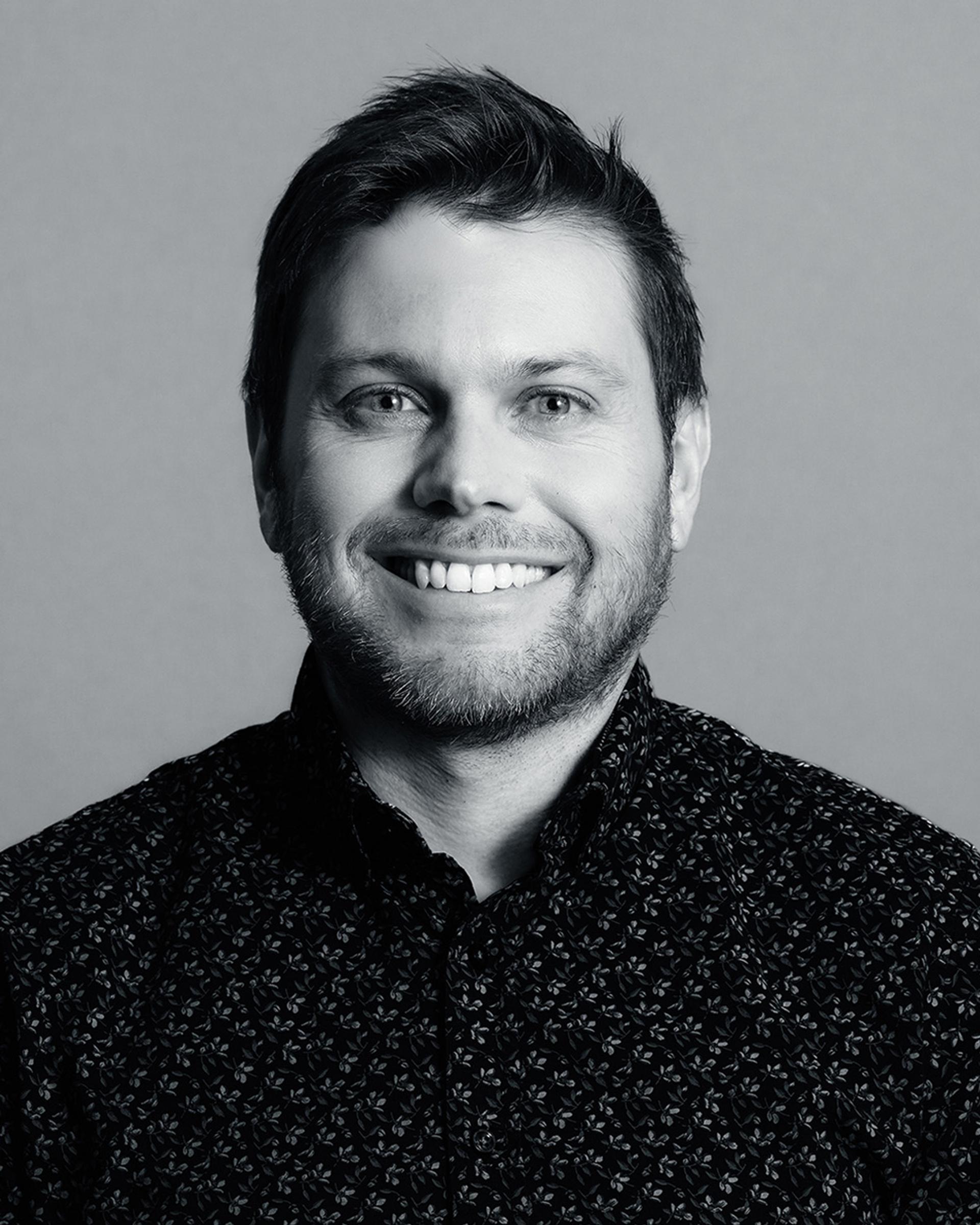 Hunter Amenities Employee from Head office in Burlington, Ontario Canada