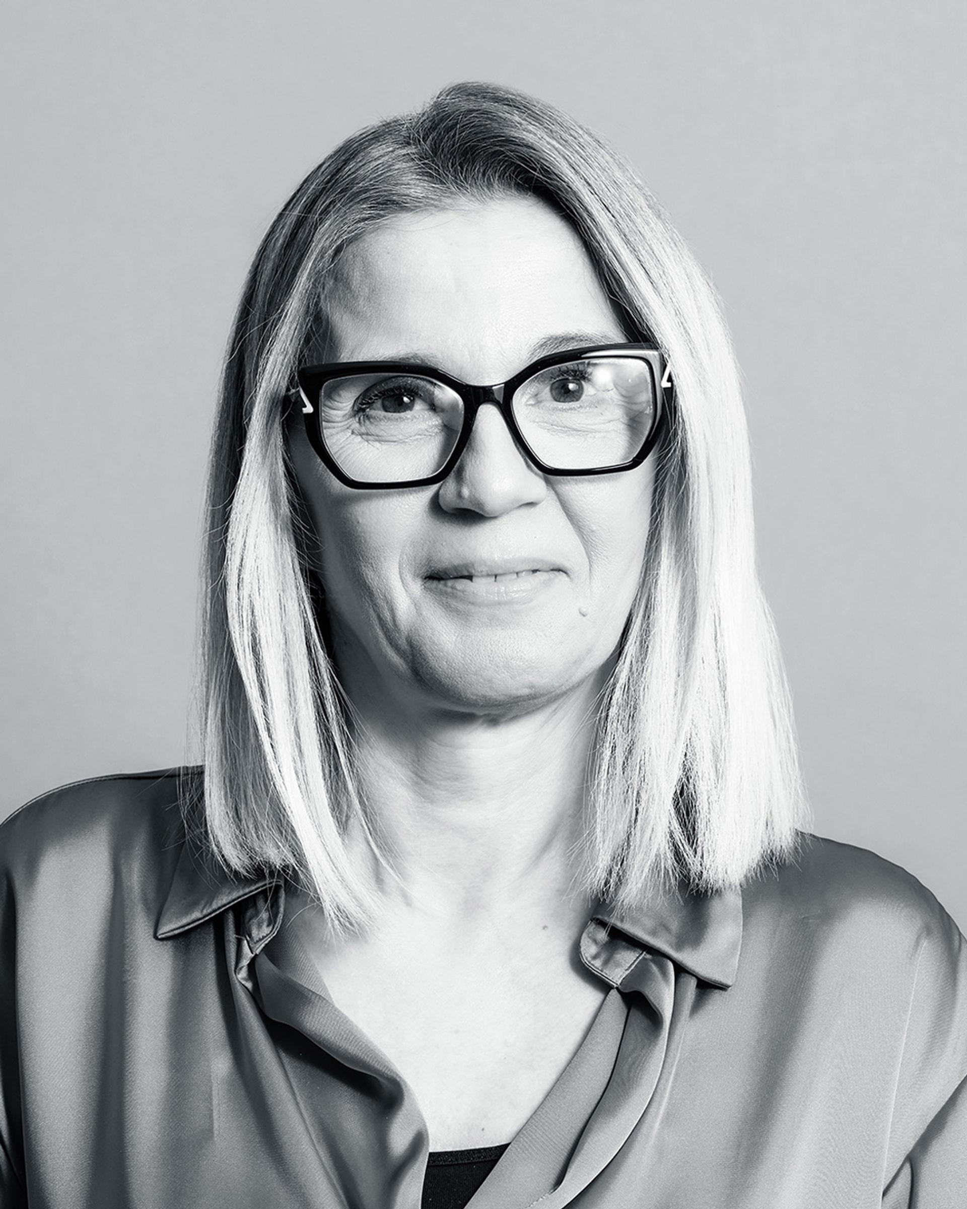 Hunter Amenities Employee from Head office in Burlington, Ontario Canada