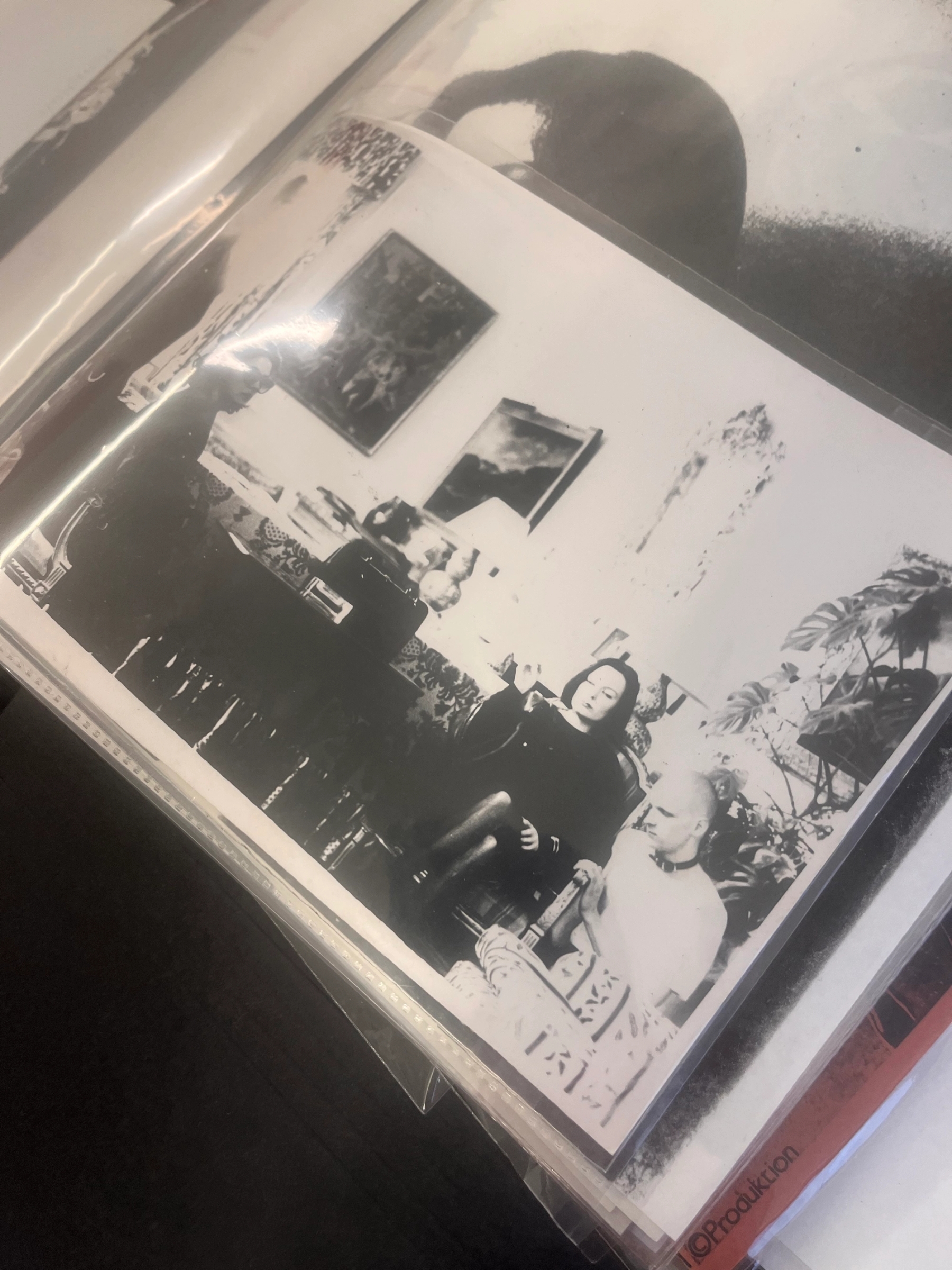 Hover prerender image 1