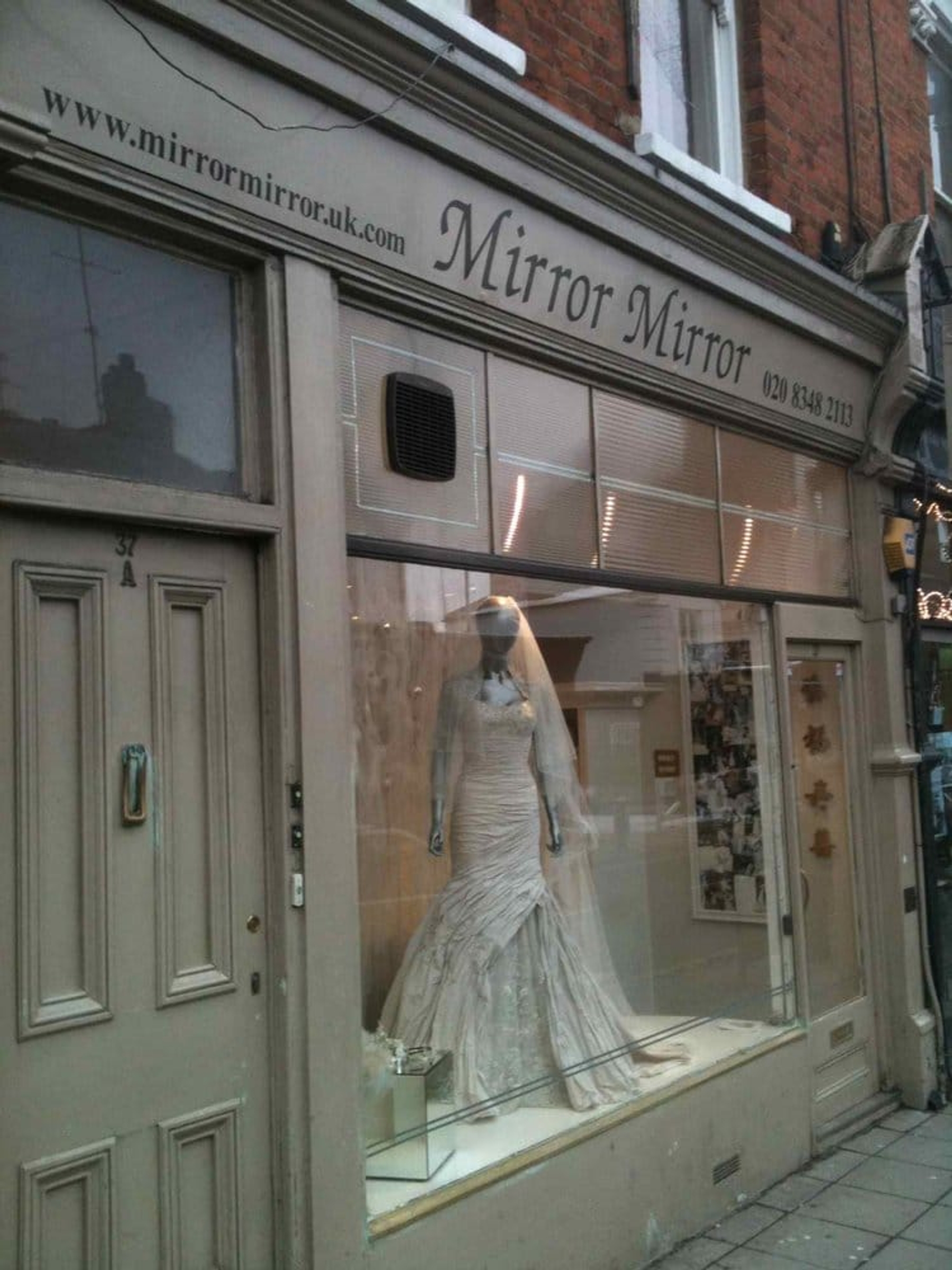 Hover prerender image 60