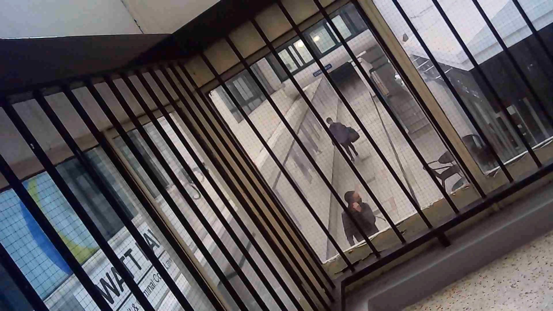 Hover prerender image 20