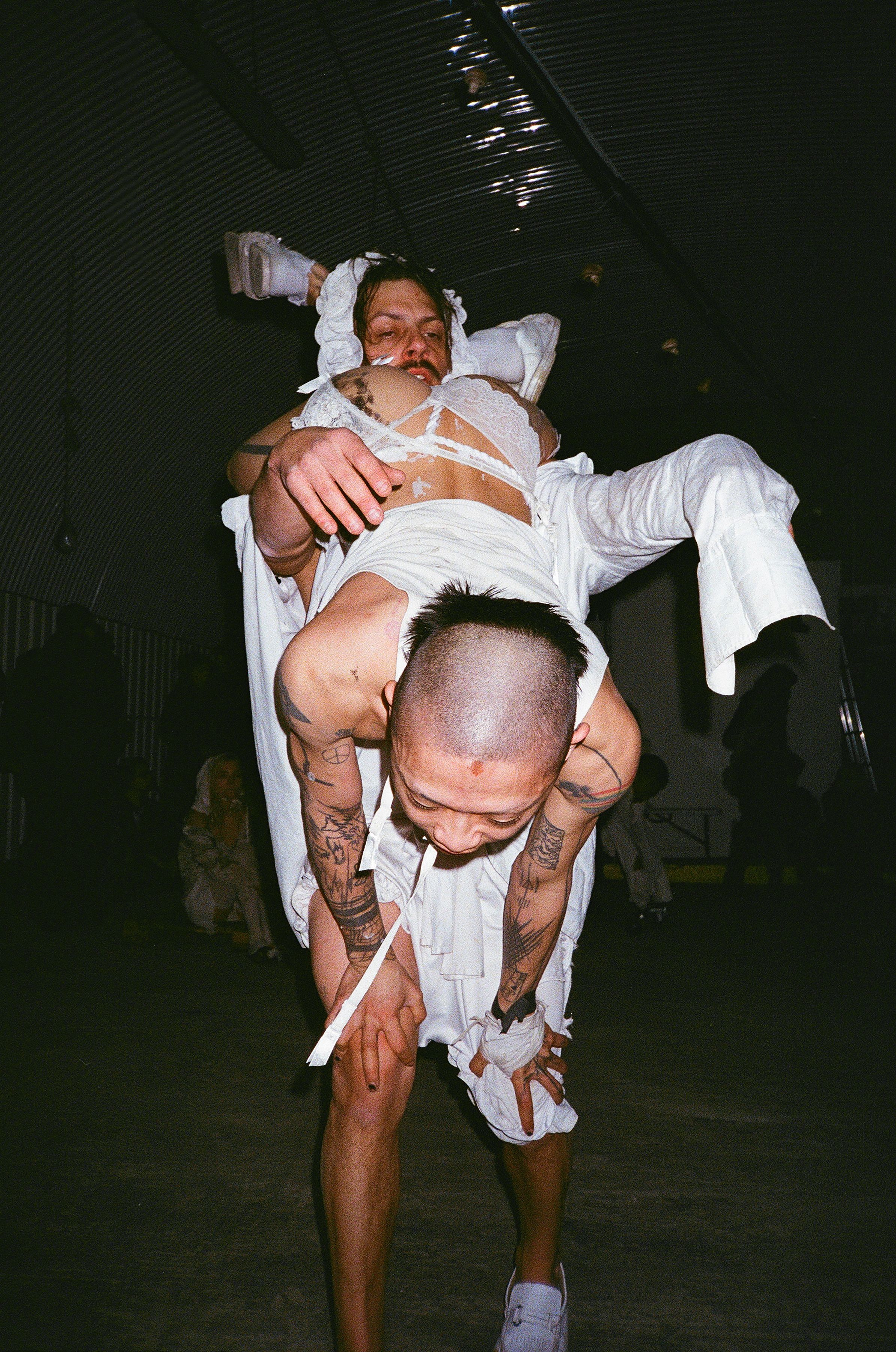 Hover prerender image 7