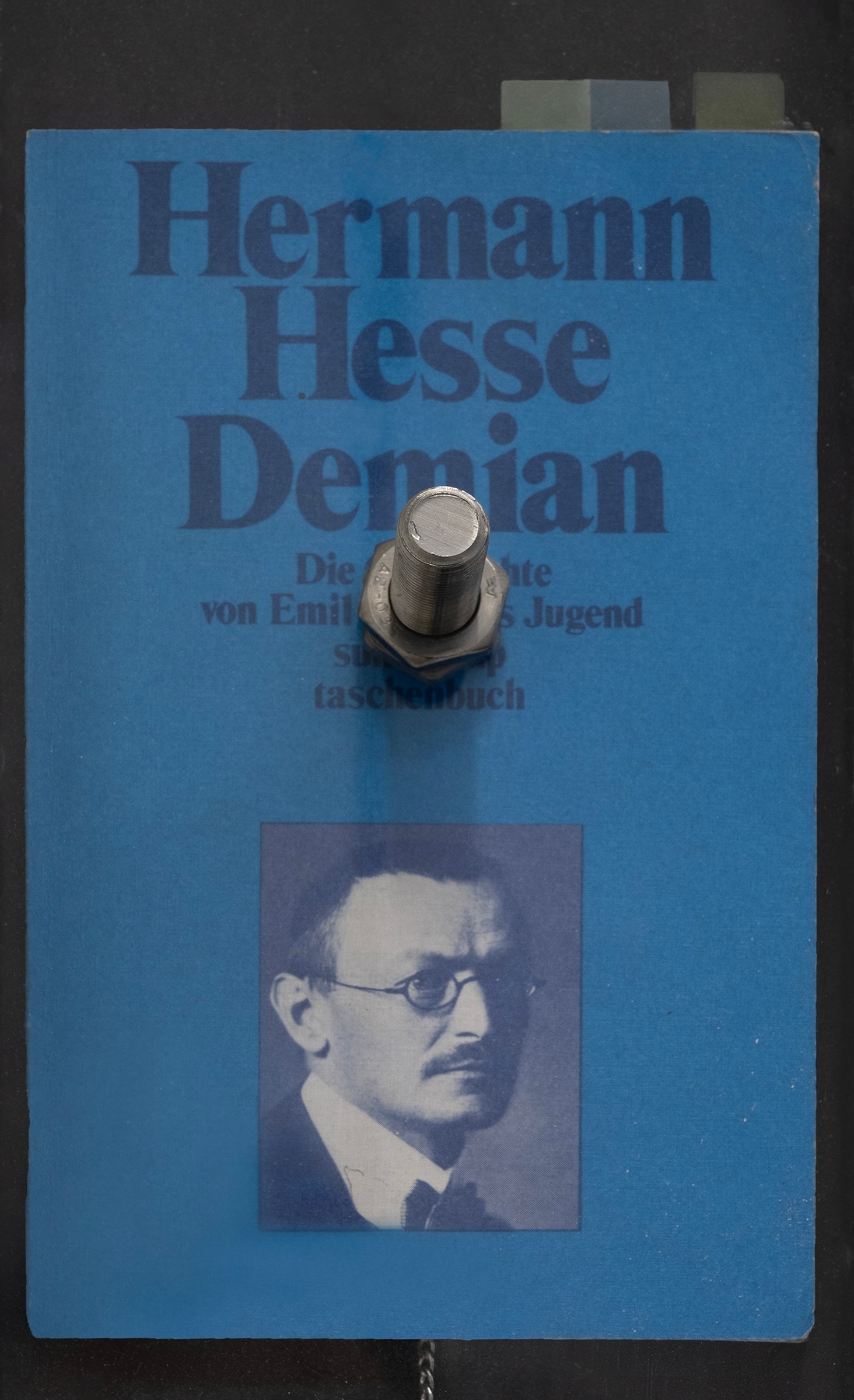 Hover prerender image 31