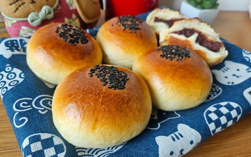 Anpan — Chiếc bánh mì đậu đỏ đã đi qua 150 năm lịch sử Nhật Bản