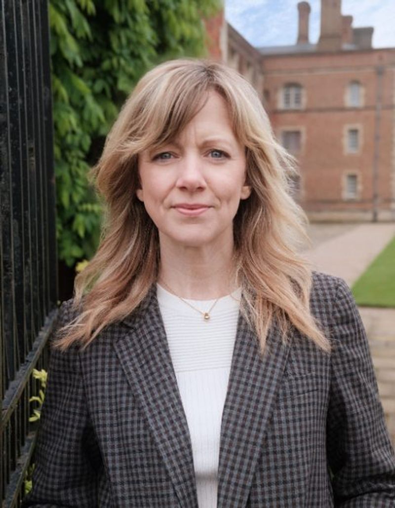 Sandra McCracken