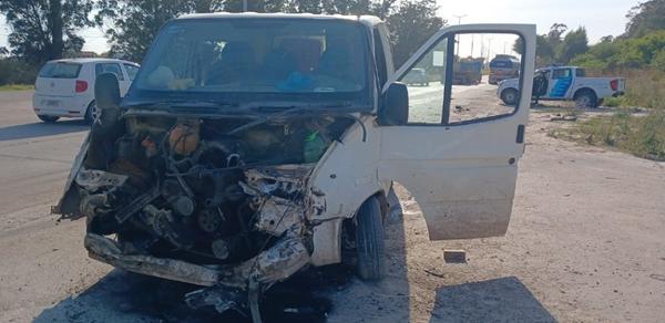 Impacto brutal en la ruta 88: camión de YPF destroza camioneta y deja un herido grave