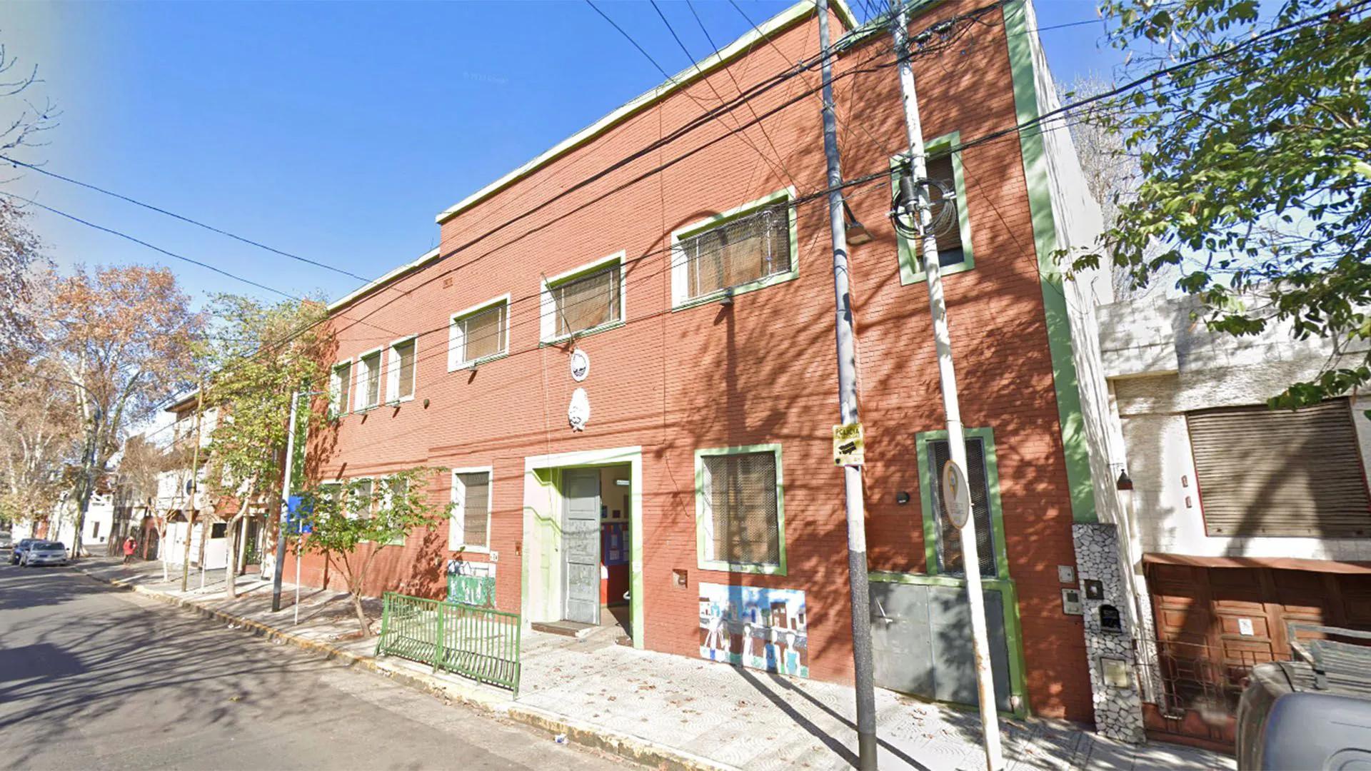 Un alumno de 6 años fue a la escuela con una  arma de fuego  cargada en su mochila 