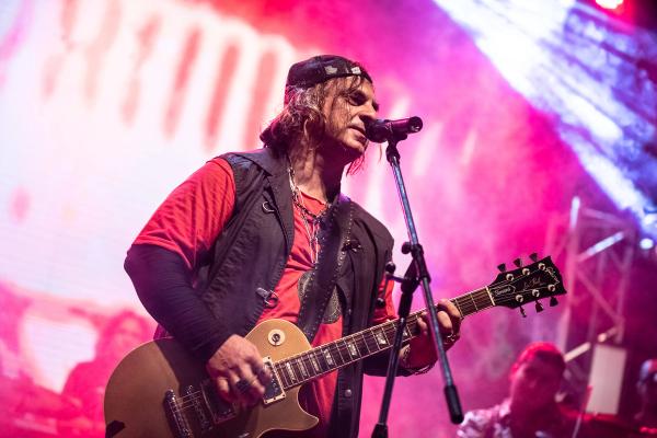 Caras Extrañas llega a Mar del Plata para presentar “12 Pócimas” en Plaza de la Música