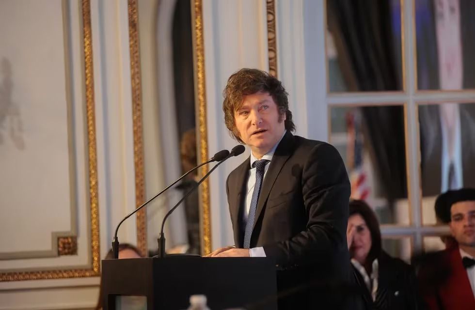 El Gobierno anuncia que la fórmula jubilatoria se modifica por decreto