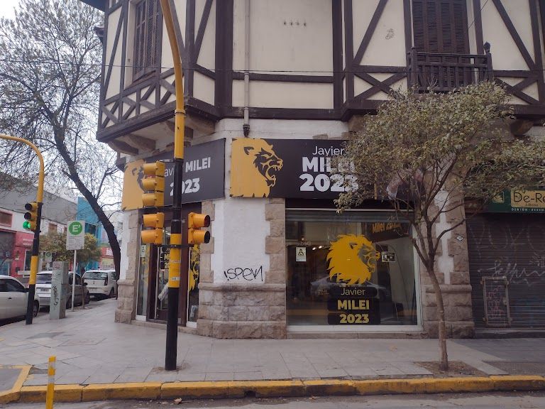 Vandalizaron la sede de La Libertad Avanza en Mar del Plata justo en el Dia de la Memoria