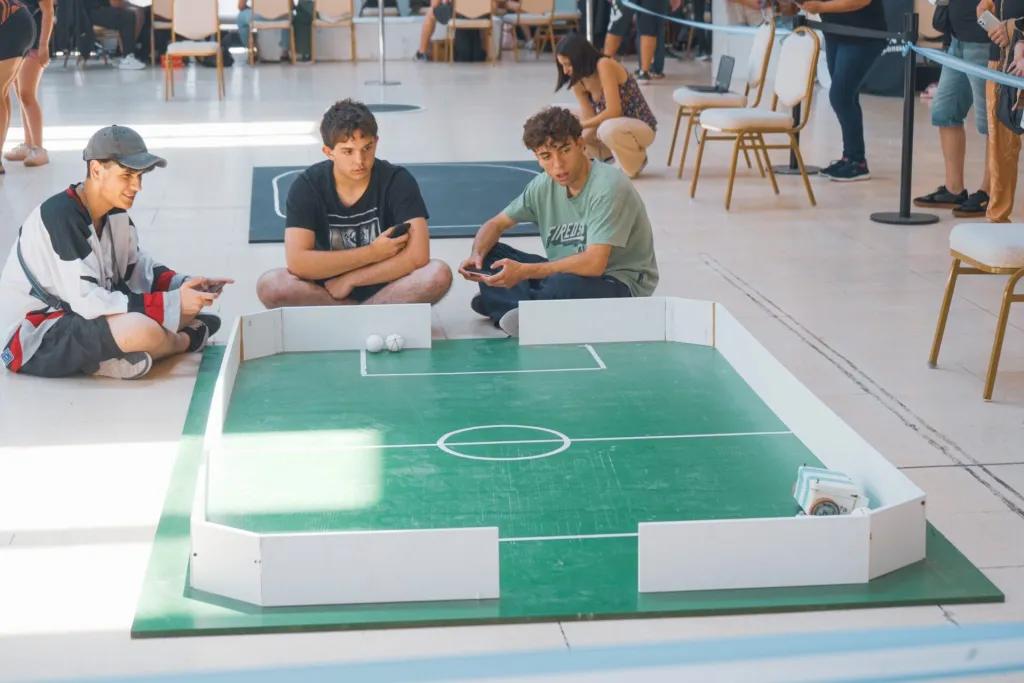 Mar del Plata refuerza su rol en tecnología con la Liga Nacional de Robótica y el Congreso de Microelectrónica