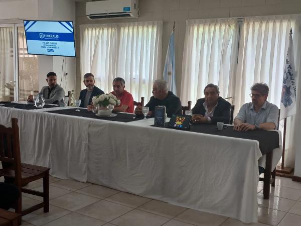 ACNRT se lanzó en Córdoba, sumó respaldo gremial y empresarial y firmó un acuerdo para crecer a nivel federal