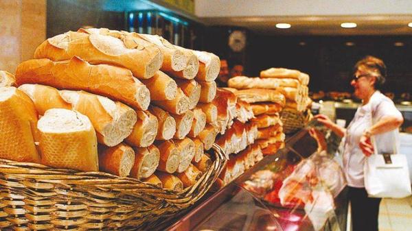 Panaderos aplicaron un 10% de aumento y el kilo de pan se vende hasta $4.000