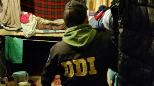 Se hacían pasar por policías y familiares y extorsionaban desde la cárcel: tres detenidos