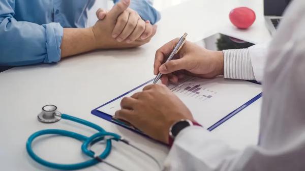 Nuevo registro de aportes de salud: cambios clave en el sistema de obras sociales y prepagas