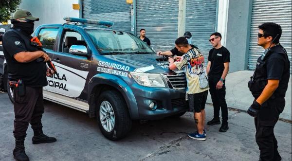 Agentes municipales ya utilizan las armas no letales en las calles de Mar del Plata
