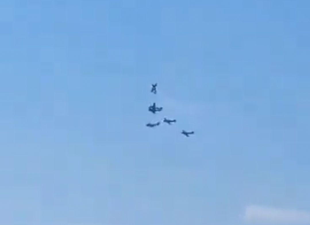 VIDEO: Dos avionetas chocaron en pleno vuelo en Portugal