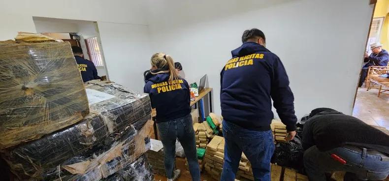 Secuestraron 7 toneladas de marihuana de un camión:Mar del Plata estaba entre los lugares a los que se dirigía