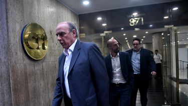 Francos desmiente a los gobernadores, "Los montos están"