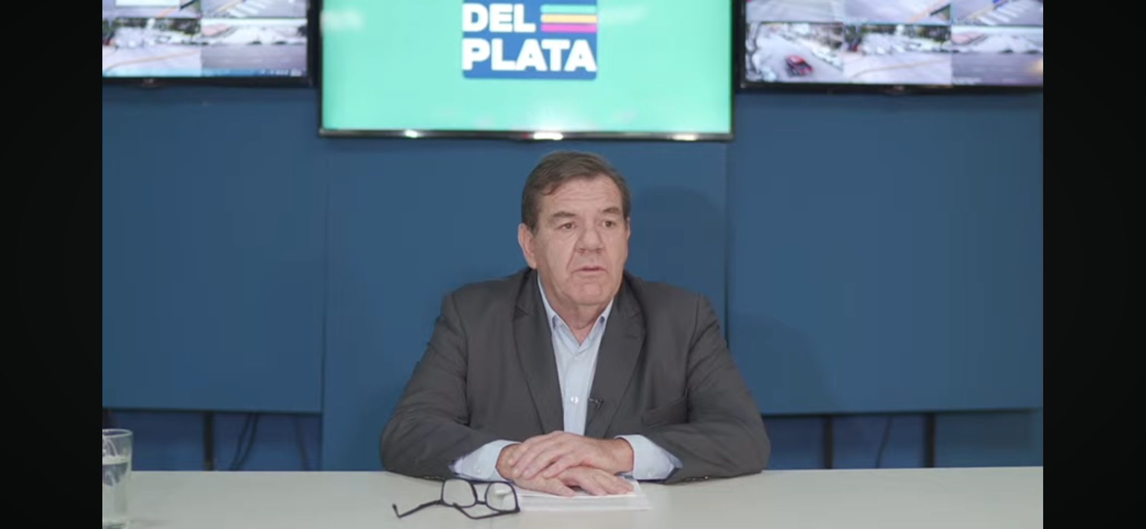 Montenegro insistió con el reconocimiento facial y defiende la privatización del estacionamiento medido.