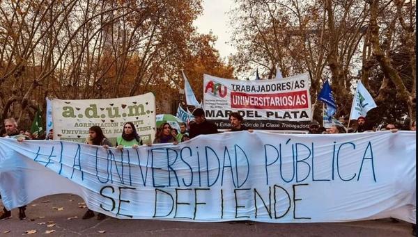 Convocan a un paro univeristario de 48 horas para este martes y miércoles