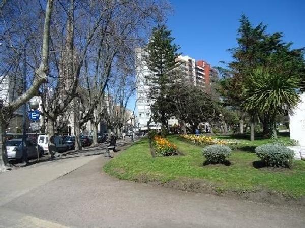 Joven en situación de calle denuncia abuso sexual en Plaza San Martín