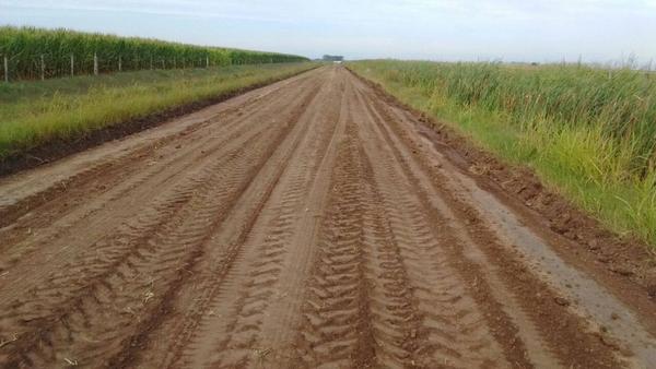 La Coalición Cívica denuncia a Kicillof por la falta de fondos para mejorar caminos rurales