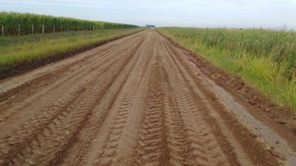 La Coalición Cívica denuncia a Kicillof por la falta de fondos para mejorar caminos rurales