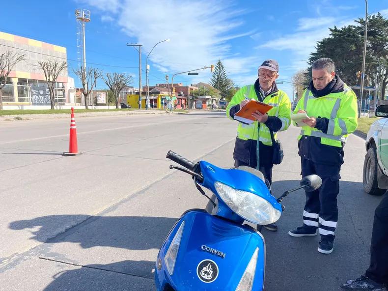 Tras  diferentes operativos, durante abril se secuestraron más de 500 autos y motos por infracciones