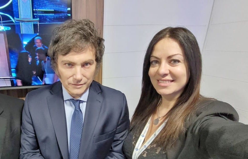 El gobierno implementa vouchers educativos para familias de clase media