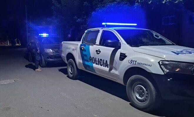Murió un hombre de 30 años que se disparó durante un allanamiento en su casa