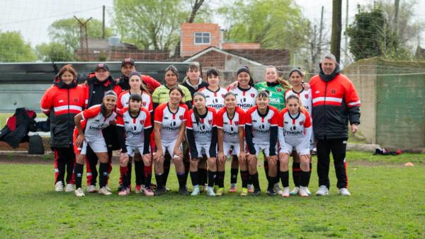 San Lorenzo goleó 8 a 1 a Urquiza y consiguió su primera victoria en el Torneo Coronación