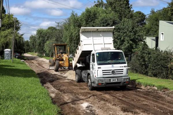 Más de 50 cuadras reparadas por el municipio en Sierra de los Padres