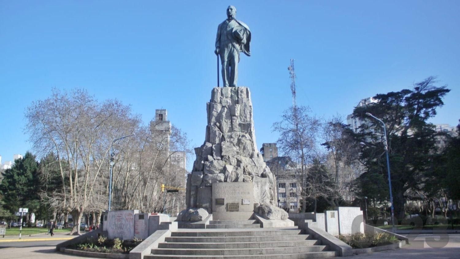 Proyecto de mantenimiento y protección del monumento al General José de San Martín en Mar del Plata