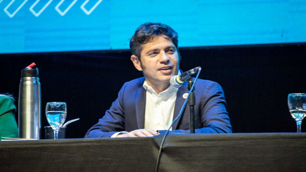 Axel Kicillof busca institucionalizar las policías locales mientras crece la tensión con Javier Milei