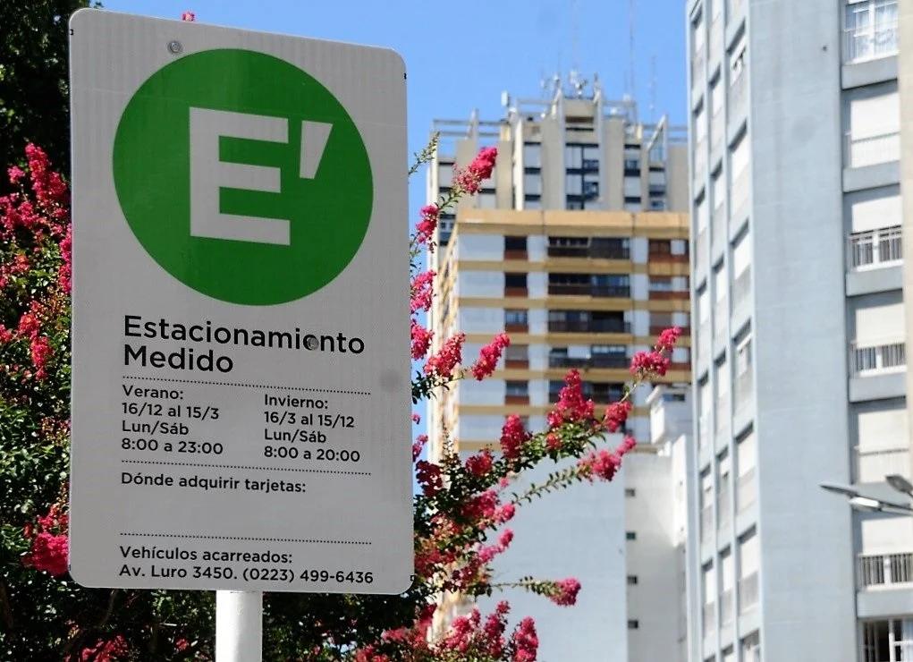 Aprueban el uso de dársenas de hoteles cerrados como espacios de estacionamiento