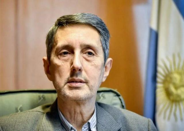 Guillermo Rossi: “El ejercicio de nuestra profesión es personal e indelegable”