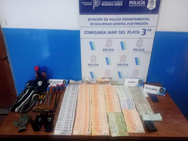 Golpe nocturno a un comercio: tres detenidos y un delincuente prófugo